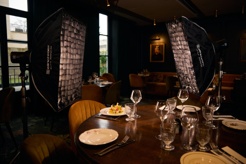 Elinchrom-LED100C-AP__1067-food-banner-PR